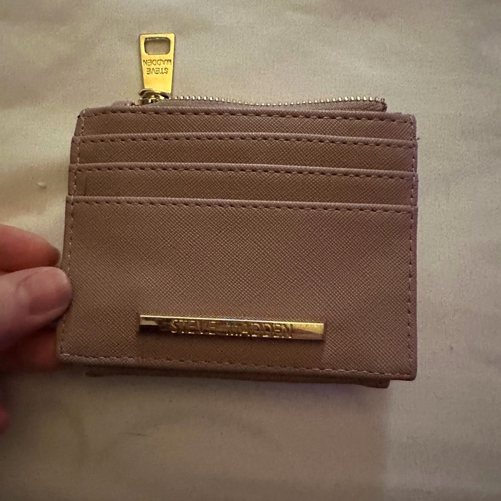 Steve Madden Mauve Card Holder